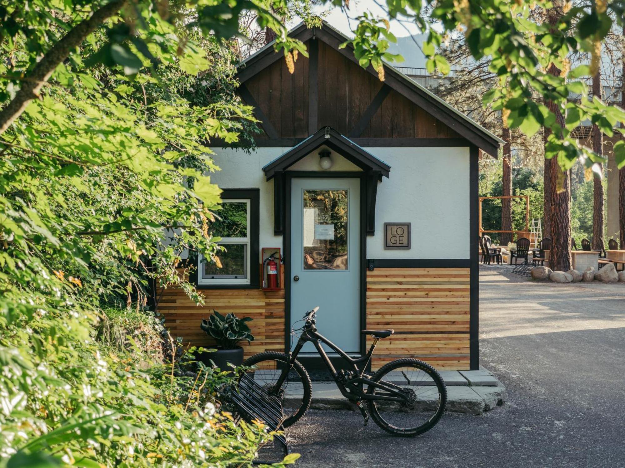 فندق Loge Leavenworth - Downtown المظهر الخارجي الصورة